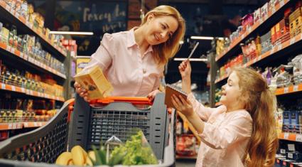 Family grocery shopping